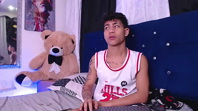 Sexys Boys Hot1 online show from 21, 10, 2025