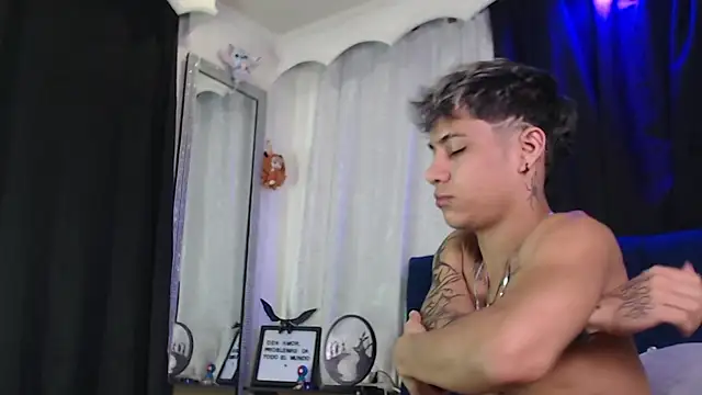 Sexys Boys Hot1 online show from 12, 7, 2026