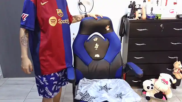 thomascooper7 online show from 14, 9, 2025