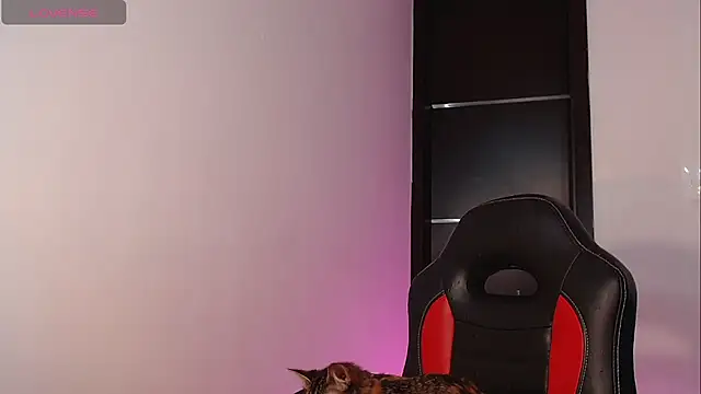 GiselleBlare online show from 12, 12, 2024