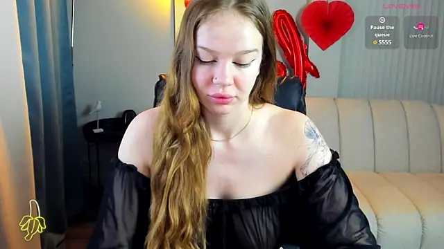 Eva Conors  online show from 6, 3, 2025