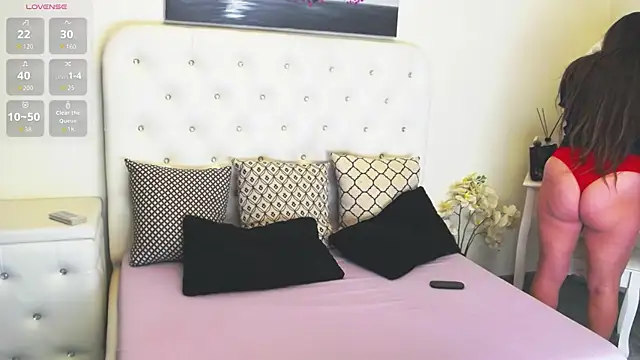 Ysabell01 online show from 17, 10, 2025