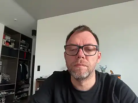 xmnbx77 online show from 3, 11, 2025