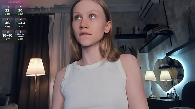 Snapshot of AnitaaClark chatting on 6, 10, 2025 AnitaaClark online show from 6, 10, 2025