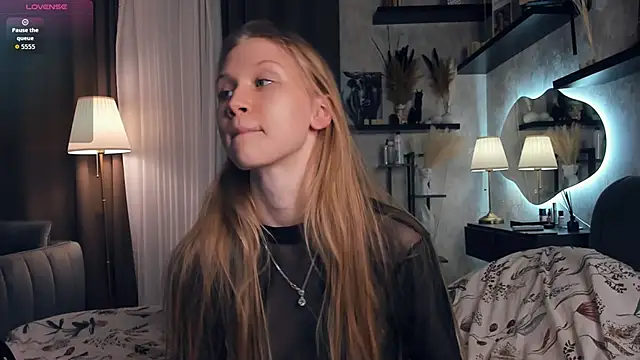 Snapshot of AnitaaClark chatting on 12, 10, 2025 AnitaaClark online show from 12, 10, 2025