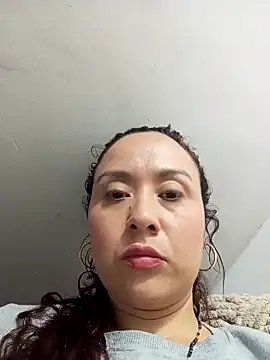 Snapshot of RenataSexy_ chatting on 5, 2, 2025 RenataSexy online show from 5, 2, 2025