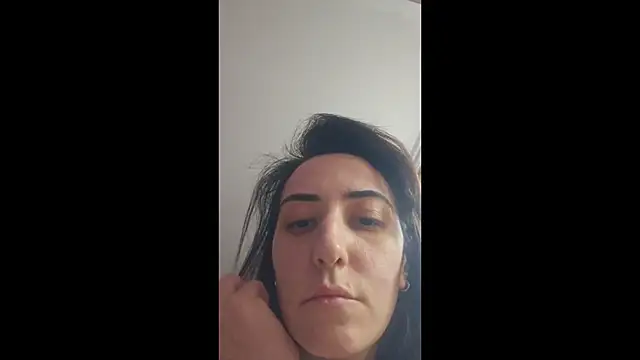 AlejandraDelaney online show from 25, 4, 2026