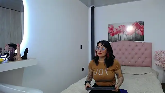 lily f00x online show from 24, 9, 2025