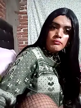 Snapshot of yovana13 chatting on 6, 11, 2025 yovana13 online show from 6, 11, 2025