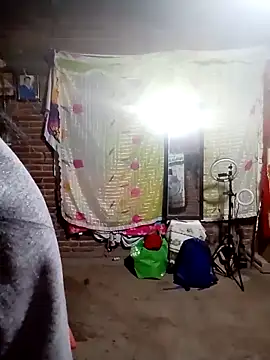 Snapshot of yovana13 chatting on 17, 11, 2025 yovana13 online show from 17, 11, 2025