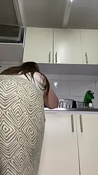 Chloee ep online show from 3, 2, 2026