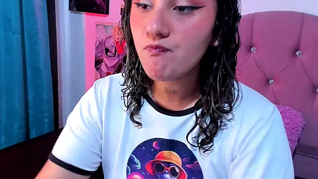 Mila nixon02 online show from 22, 11, 2025