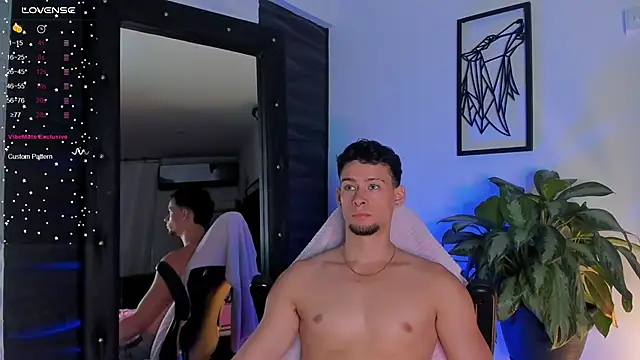 JadeSmiith  online show from 5, 11, 2025