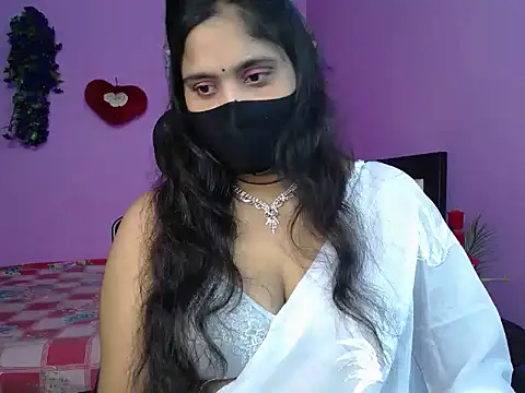 Hot Maleka online show from 17, 5, 2026