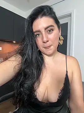Snapshot of Evelyn___Sweet chatting on 8, 10, 2025 Evelyn Sweet online show from 8, 10, 2025