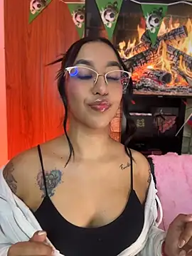 Tamara Roberts1 online show from 3, 7, 2026