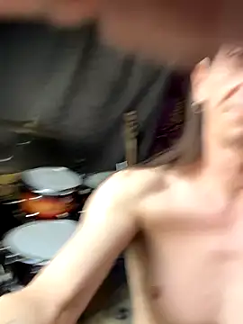 Snapshot of Sunking13cm chatting on 10, 9, 2025 Sunking13cm online show from 10, 9, 2025