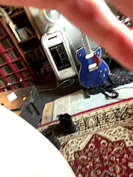 Snapshot of Sunking13cm chatting on 13, 9, 2025 Sunking13cm online show from 13, 9, 2025