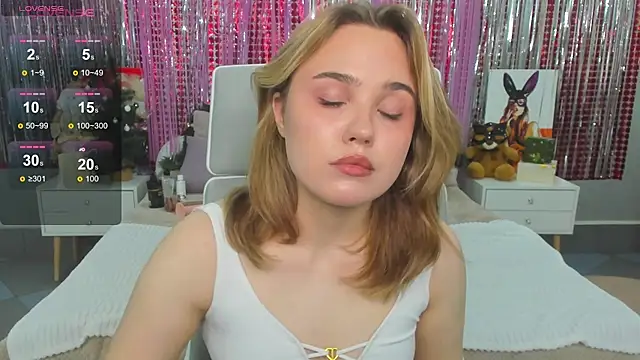 Sweet muffin00 online show from 12, 12, 2024