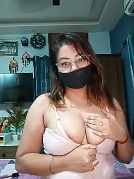 Snapshot of Cute-mona chatting on 13, 7, 2026 Cute-mona online show from 13, 7, 2026