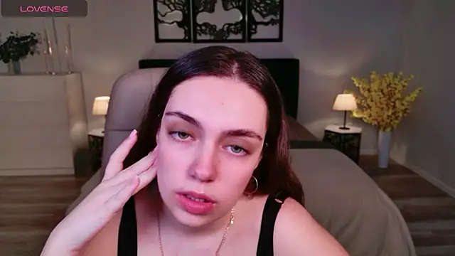 DaniellaLovely online show from 18, 11, 2025