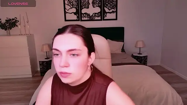 DaniellaLovely online show from 16, 12, 2025