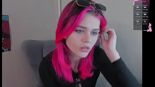 JulieTaylors online show from 18, 11, 2025