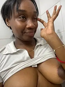 EscorpiLeoncita online show from 20, 2, 2025