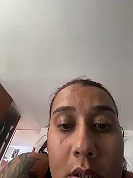 Cafeziitha02 online show from 25, 9, 2025