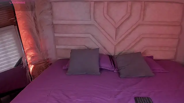 Rebeca Williams  online show from 11, 1, 2026