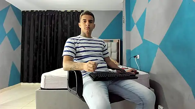 Snapshot of simookeler chatting on 16, 12, 2024 simookeler online show from 16, 12, 2024