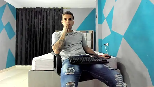 Snapshot of simookeler chatting on 19, 12, 2024 simookeler online show from 19, 12, 2024