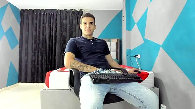 Snapshot of simookeler chatting on 23, 12, 2024 simookeler online show from 23, 12, 2024
