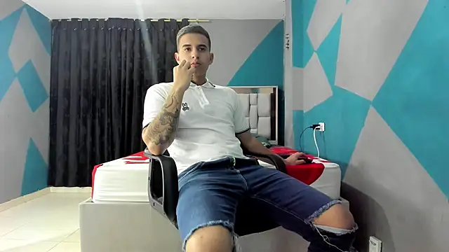 Snapshot of simookeler chatting on 29, 12, 2024 simookeler online show from 29, 12, 2024