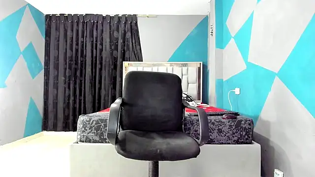 Snapshot of simookeler chatting on 2, 2, 2025 simookeler online show from 2, 2, 2025