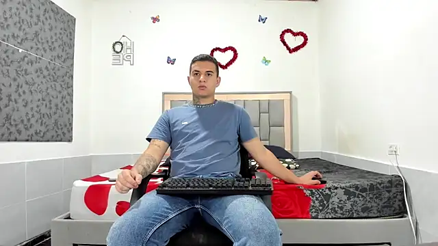 Snapshot of simookeler chatting on 2, 10, 2025 simookeler online show from 2, 10, 2025