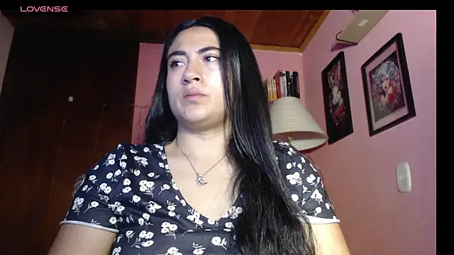 bunnyemilyrose36 online show from 10, 12, 2024