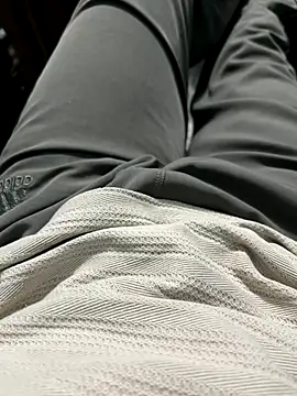 rockyji09 online show from 2, 11, 2025