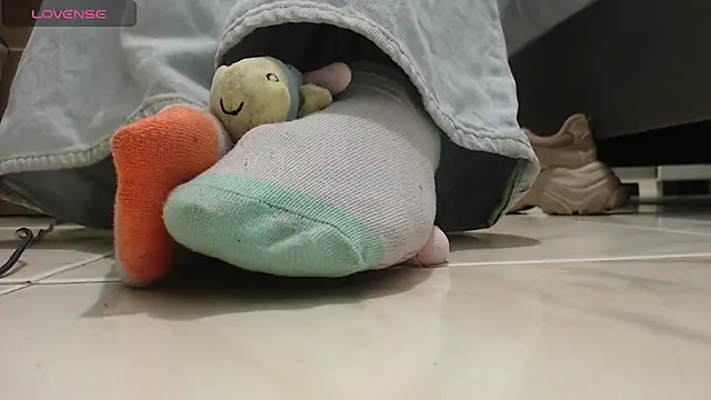 alma fenix online show from 10, 3, 2025