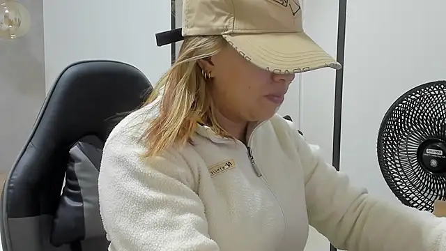 alma fenix online show from 2, 2, 2026