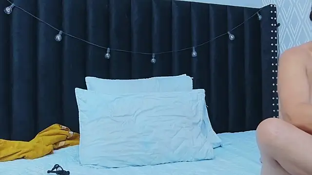 hotlatinateacher online show from 13, 10, 2025