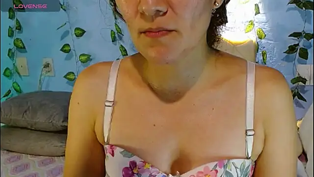 venus swet  online show from 14, 6, 2026