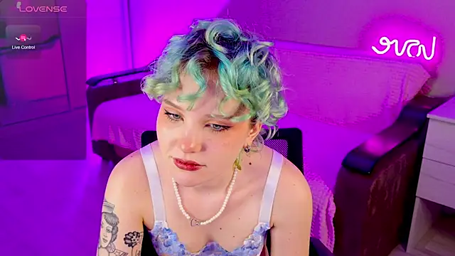 Snapshot of School_Love chatting on 16, 1, 2025 School Love online show from 16, 1, 2025