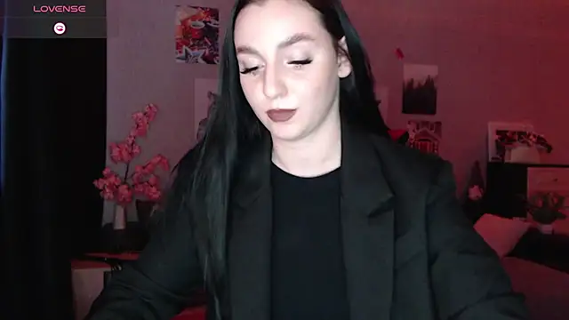 Fluffy Tiffy online show from 25, 2, 2025