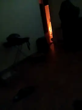 lobomisterioso13 online show from 8, 1, 2025