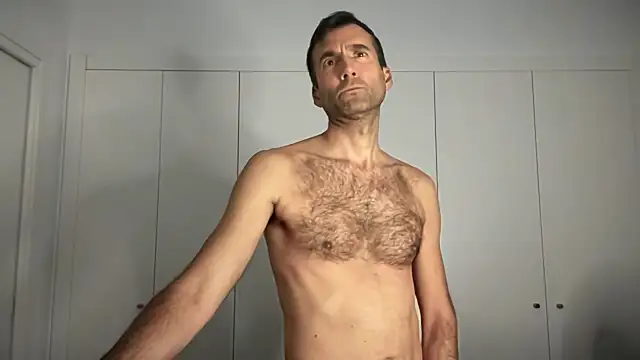 Snapshot of david_spanish chatting on 23, 12, 2024 david spanish online show from 23, 12, 2024