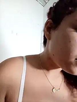 Snapshot of Mommy-Hot chatting on 4, 4, 2026 Mommy-Hot online show from 4, 4, 2026