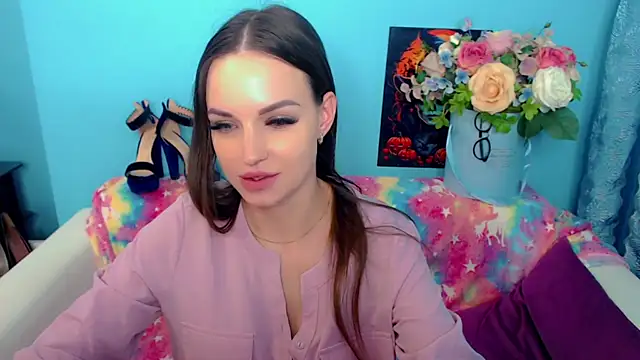 Snapshot of LindaaLu chatting on 28, 2, 2025 LindaaLu online show from 28, 2, 2025