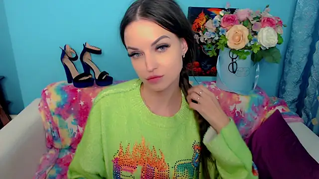 Snapshot of LindaaLu chatting on 3, 3, 2025 LindaaLu online show from 3, 3, 2025