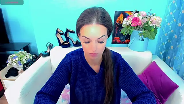 Snapshot of LindaaLu chatting on 9, 10, 2025 LindaaLu online show from 9, 10, 2025